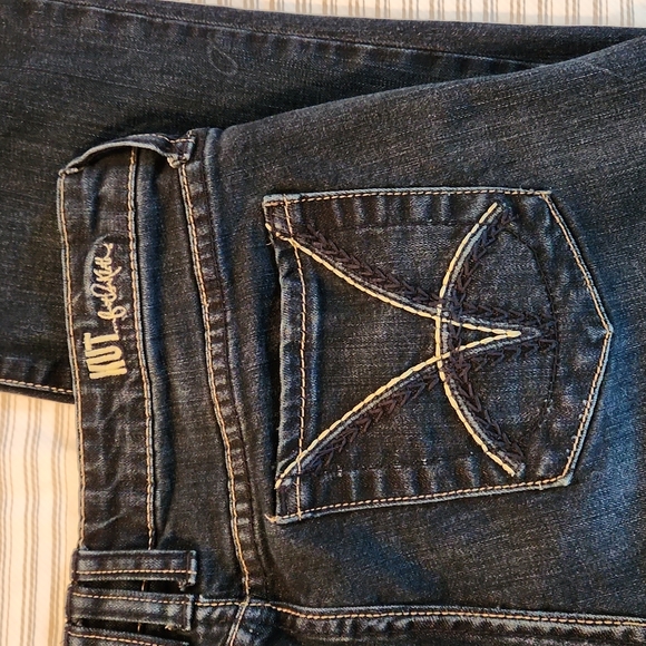KUT FROM THE KLOTH Women's Jeans 10. Please review description. - Picture 6 of 12